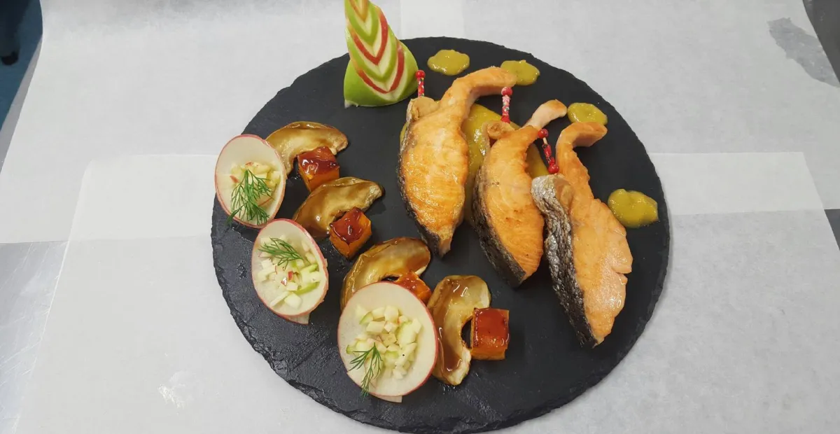 Maree Bleue Poissonnerie En Ligne Yvrac Du Saumon A La Carte
